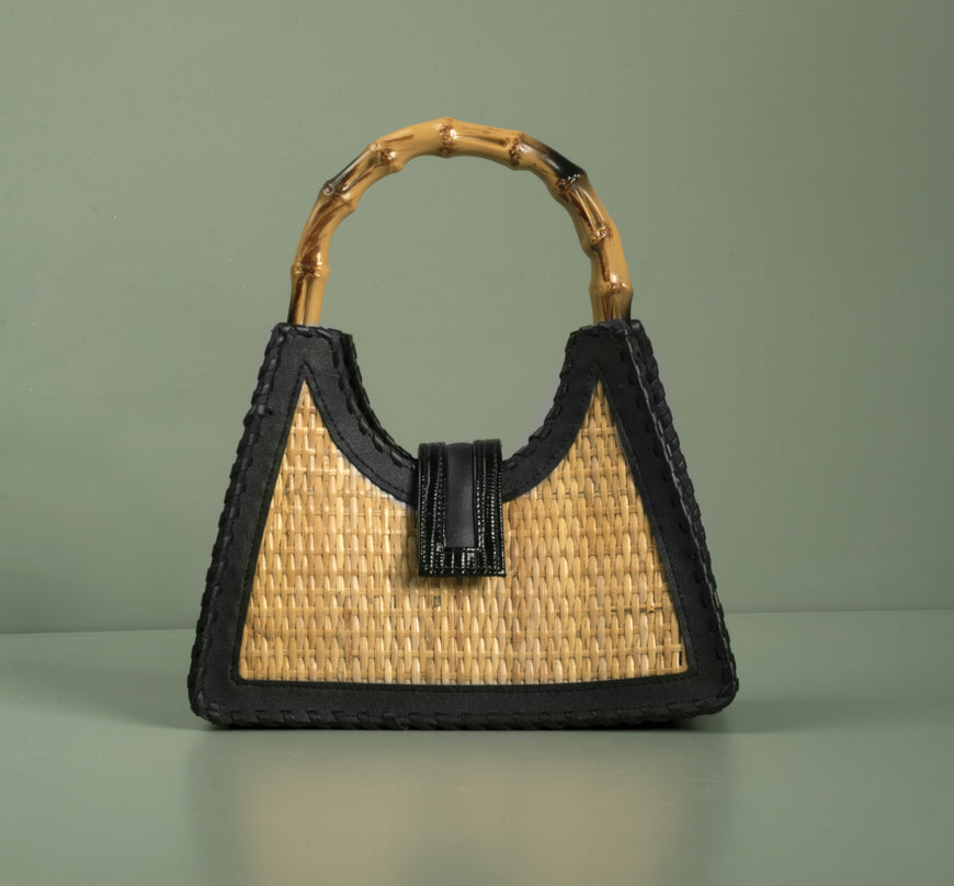 DIANA BAGUETTE BAG - BLACK