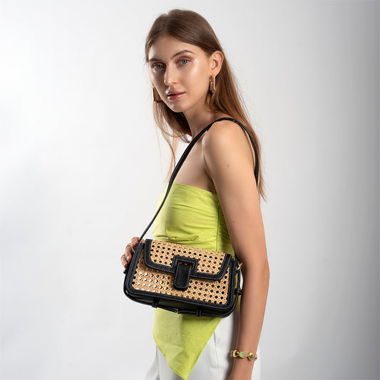 Julia Sling- Black