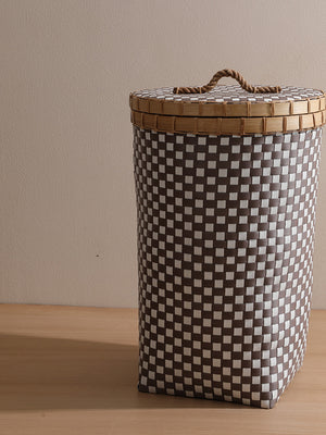 Chequered brown basket