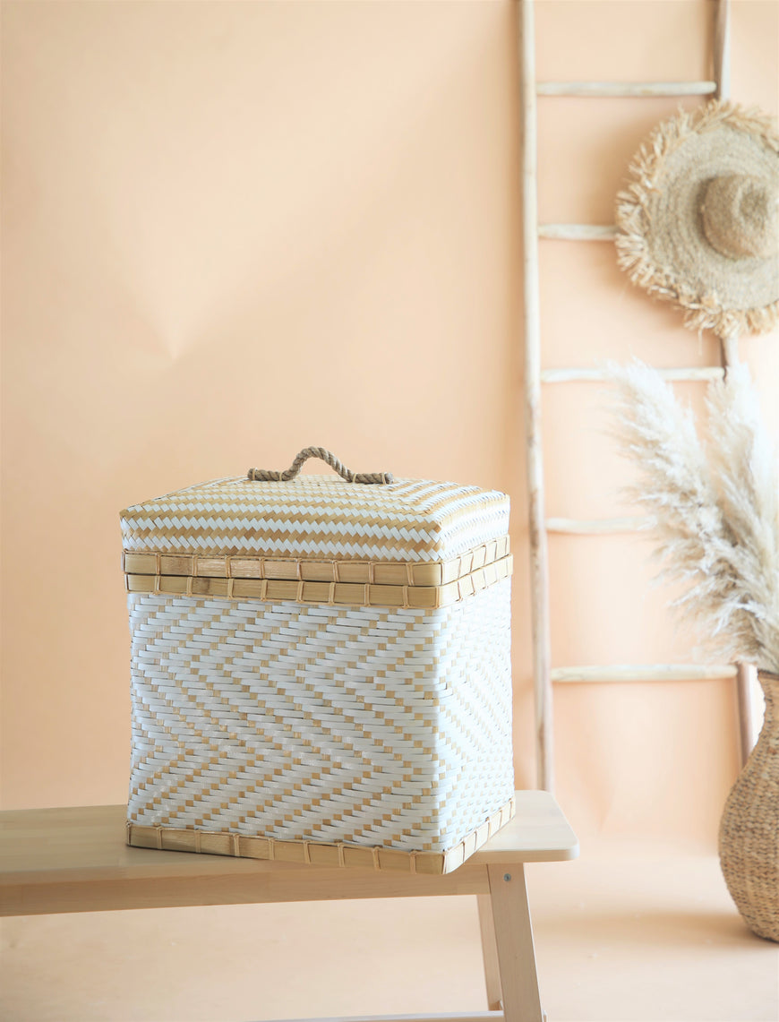 TRUNK WHITE NATURAL BASKET