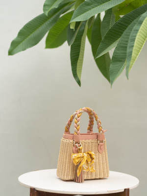 LUCIA WICKER TOTE- PINK