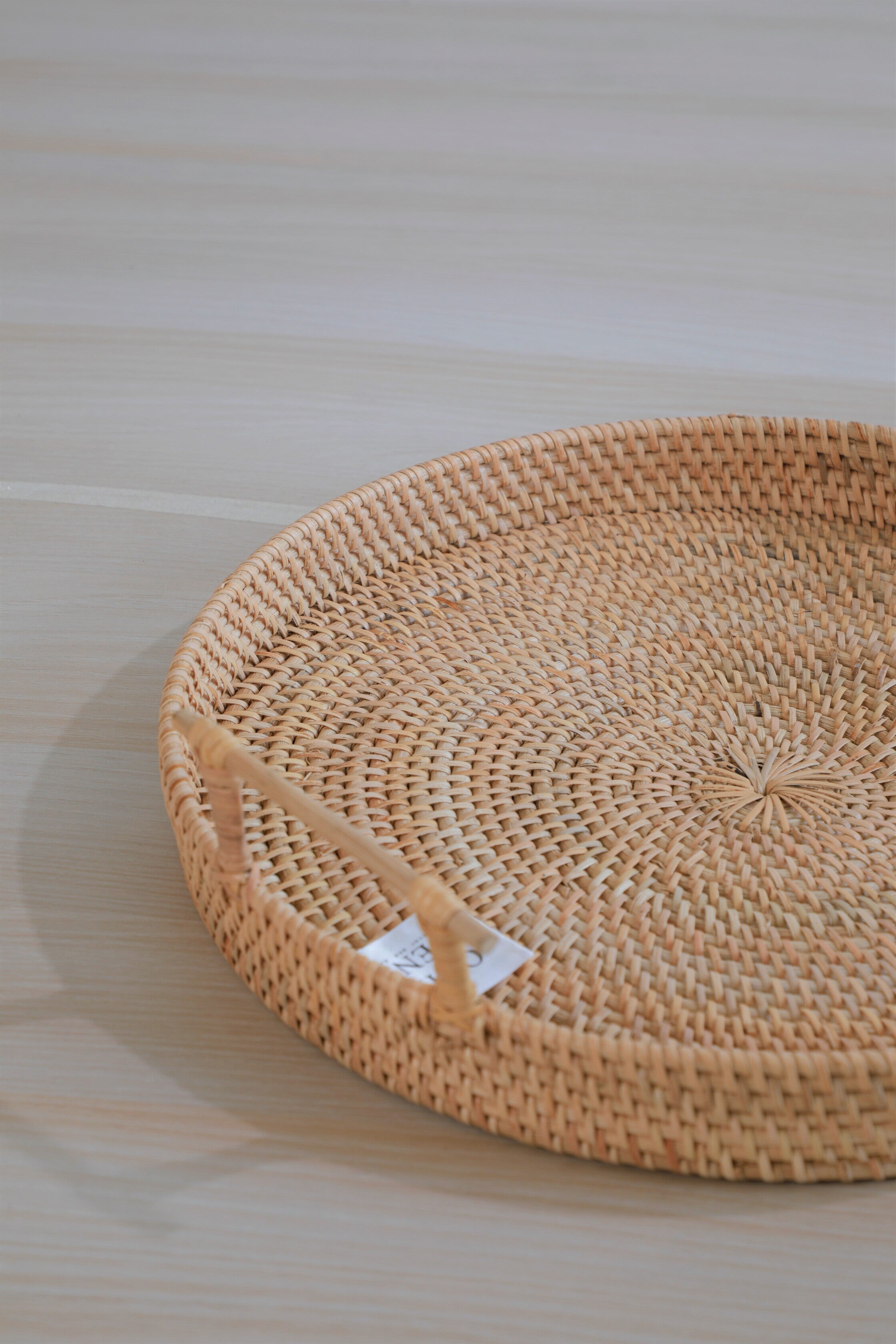 RATTAN TRAY WITH WOODEN HANDLES